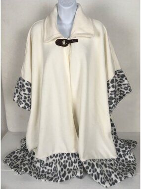 LeModa Poncho Women One Size Fits All White with Gray White Leopard Print New